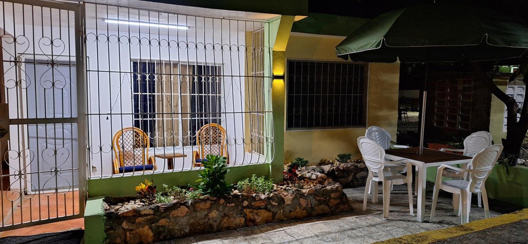 Casa En Villa Marchena Azua Azua de Compostela ภายนอก รูปภาพ